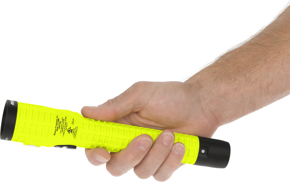 XPR-5542GMX: [Zone 1] IS Rechargeable Dual-Light Flashlight w/Magnet - Image 6